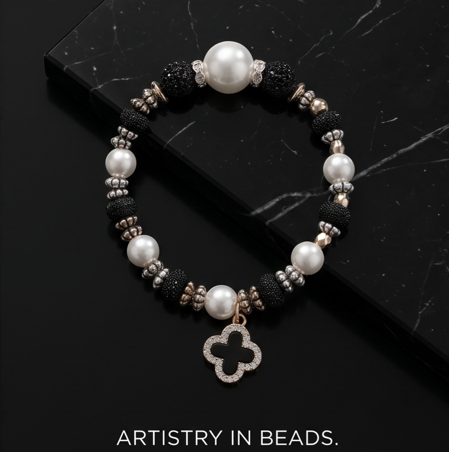The Clover Bracelet