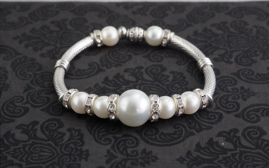Silver tone Pearl and Crystal Bracelet